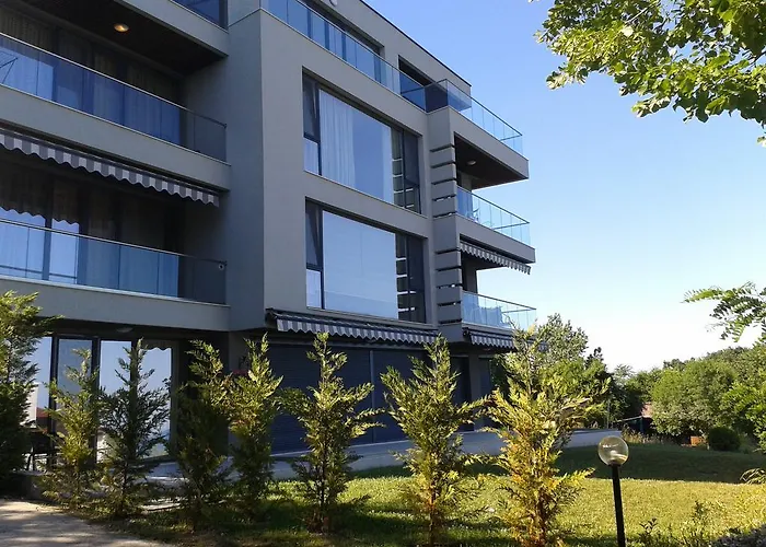 Magnolia Sea View Апартамент Златни пясъци