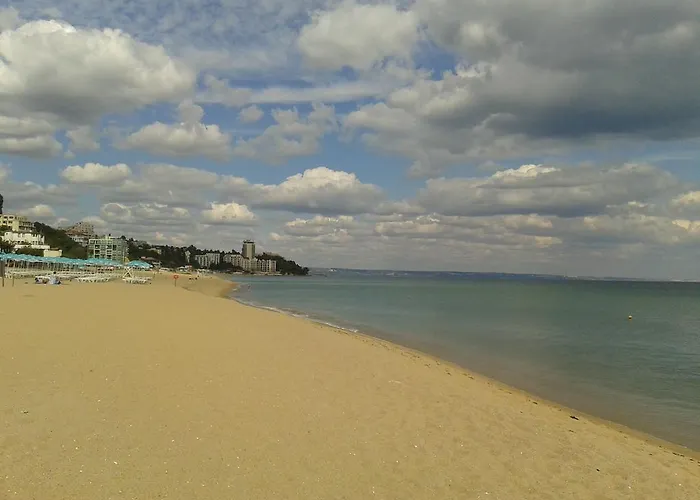 Magnolia Sea View * Золоті Піски