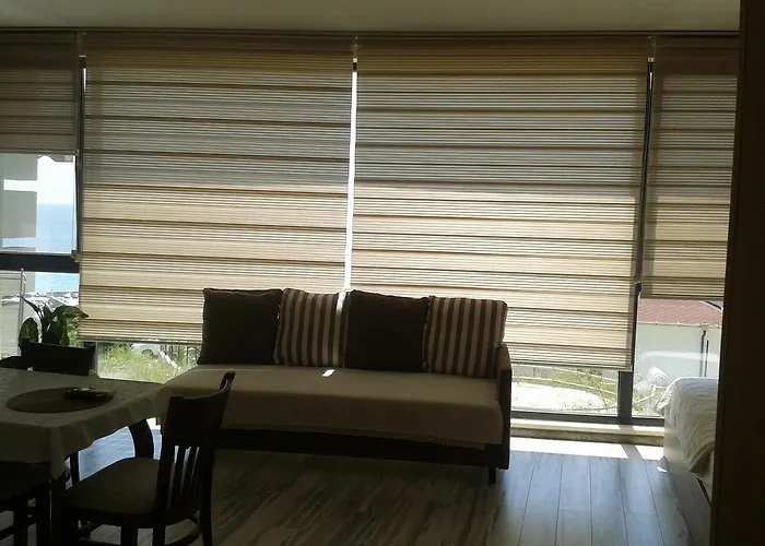 Magnolia Sea View Апартамент *