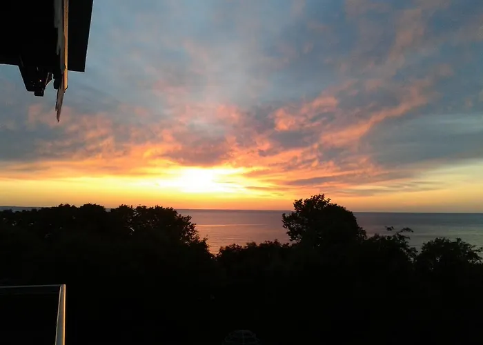 Magnolia Sea View Apartament